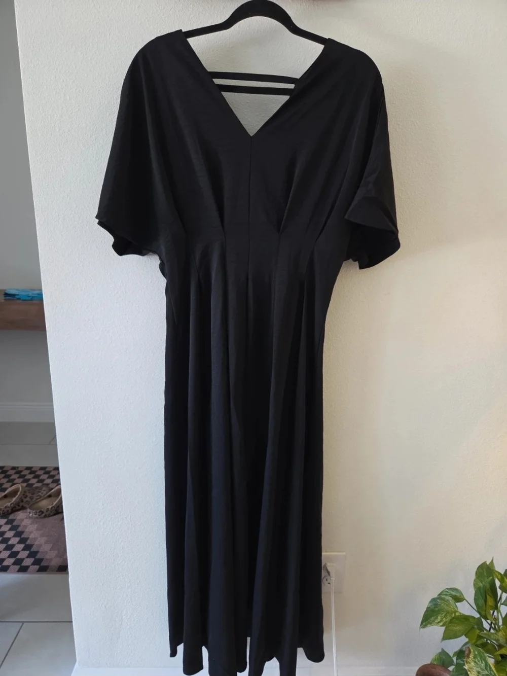 Women's Black V-Neck Maxi Dress with Flutter Sleeves - Picture 2 of 5